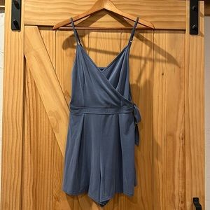 Abercrombie & Fitch M vintage blue Romper